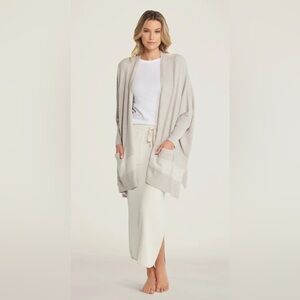 NWT Barefoot Dreams Cliffside Circle Wrap in Silver Pearl, One Size